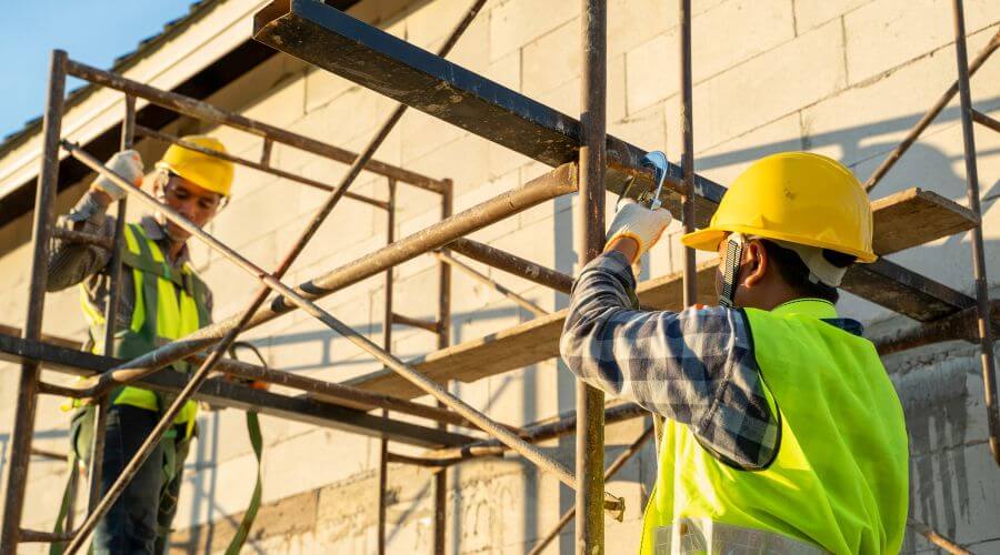 Professional residential roofers in Saint Ignace, MI